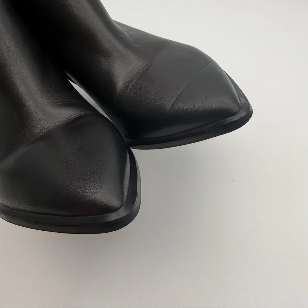 MARC FISHER Mariel Black Point Toe Leather Ankle Boots Size 6 Western Festival